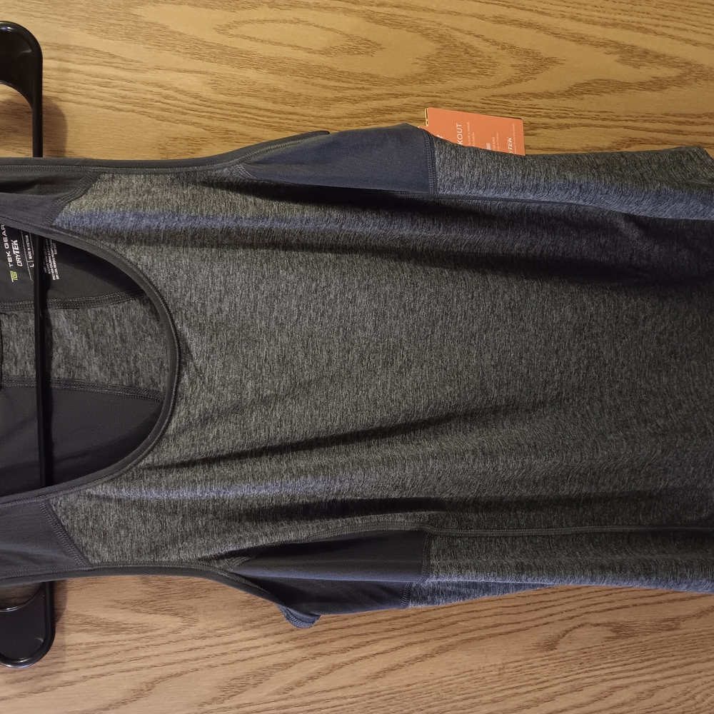 Kohl's Gray Tank Top with Scoop Neck and Heathered Texture